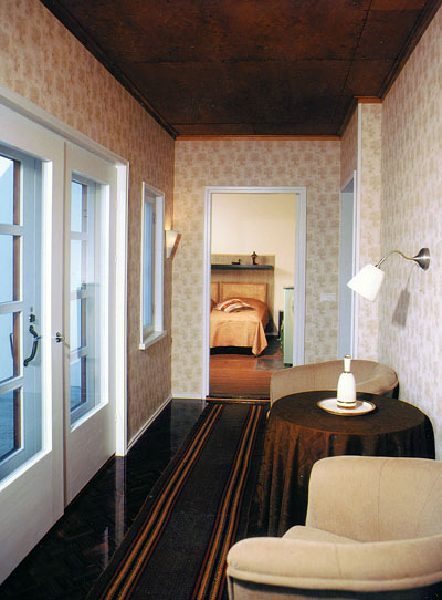 halli, huhkaniemi, funkkis, lohja, huvila, ranta, j&auml;rvi, mets&auml;, luonto, vuokraus, rentoutus